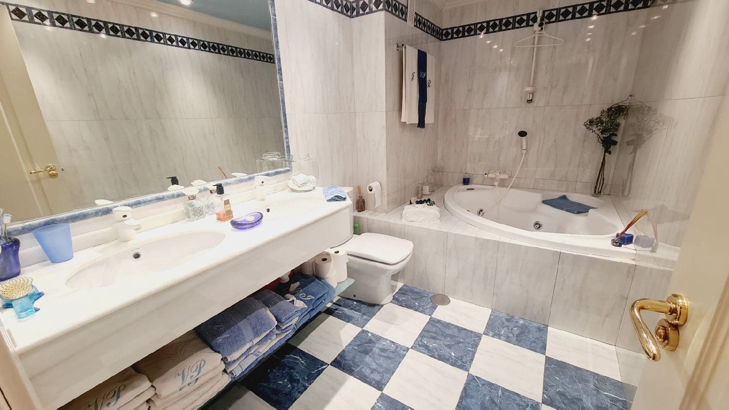 4 soveværelse Lejlighed til salg i Palencia by - € 580.000 (Ref: 9115755)