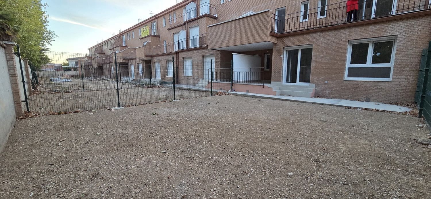 4 soverom Hus til salgs i Venta de Banos med garasje - € 152 500 (Ref: 9115756)