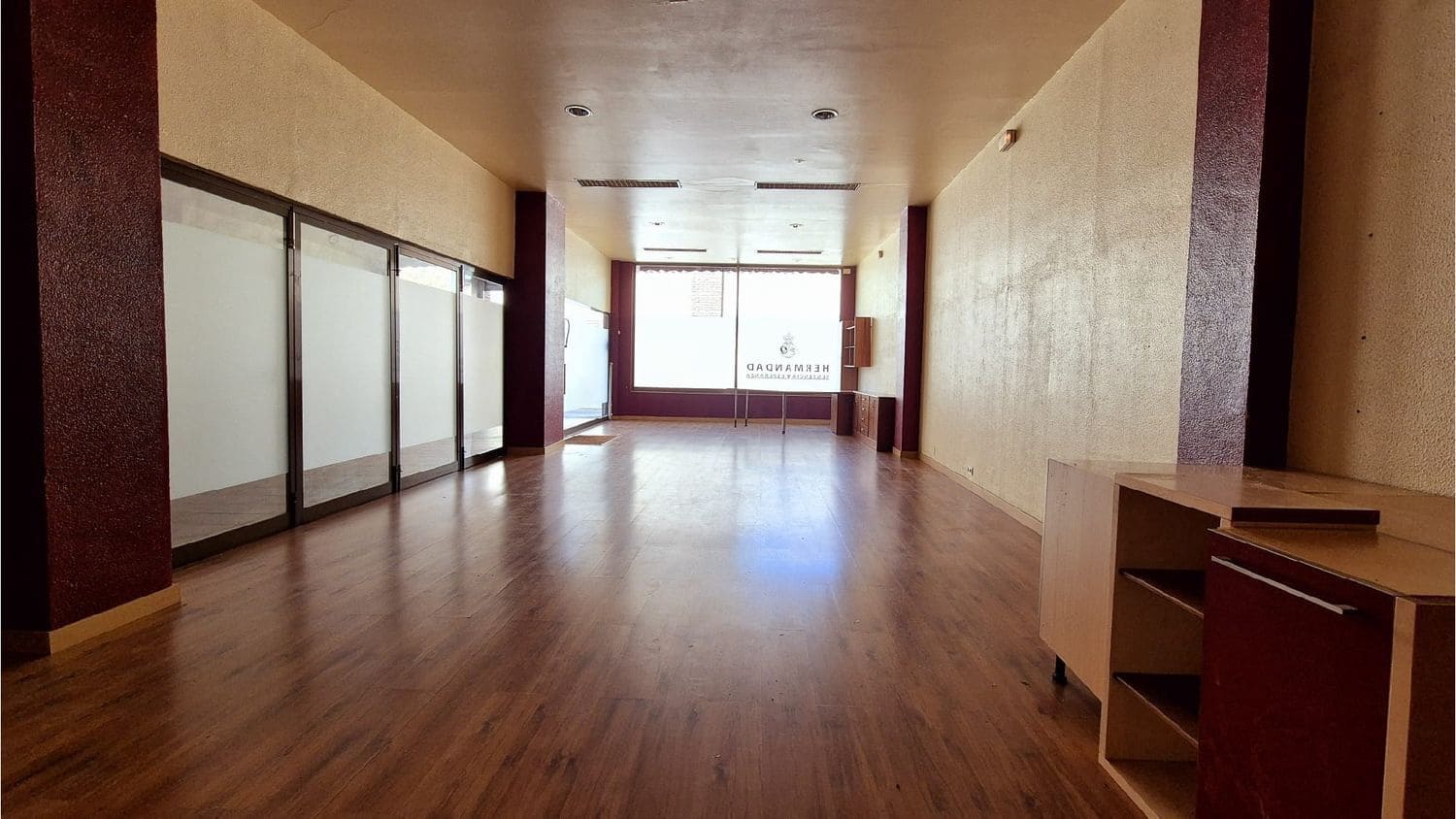 Erhverv til leje i Palencia by - € 500 (Ref: 9115757)