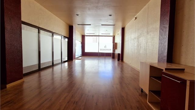 Erhverv til leje i Palencia by - € 500 (Ref: 9115757)