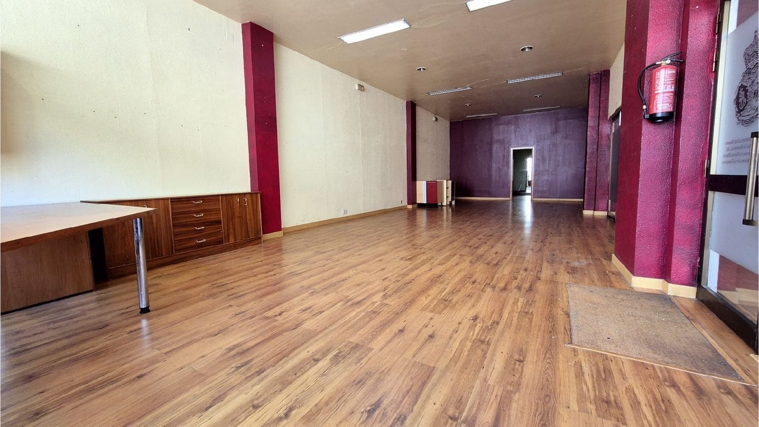 Erhverv til leje i Palencia by - € 500 (Ref: 9115757)