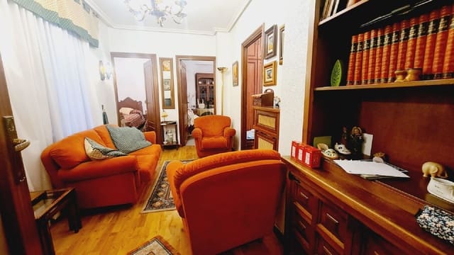 3 soveværelse Lejlighed til salg i Palencia by - € 98.000 (Ref: 9115758)