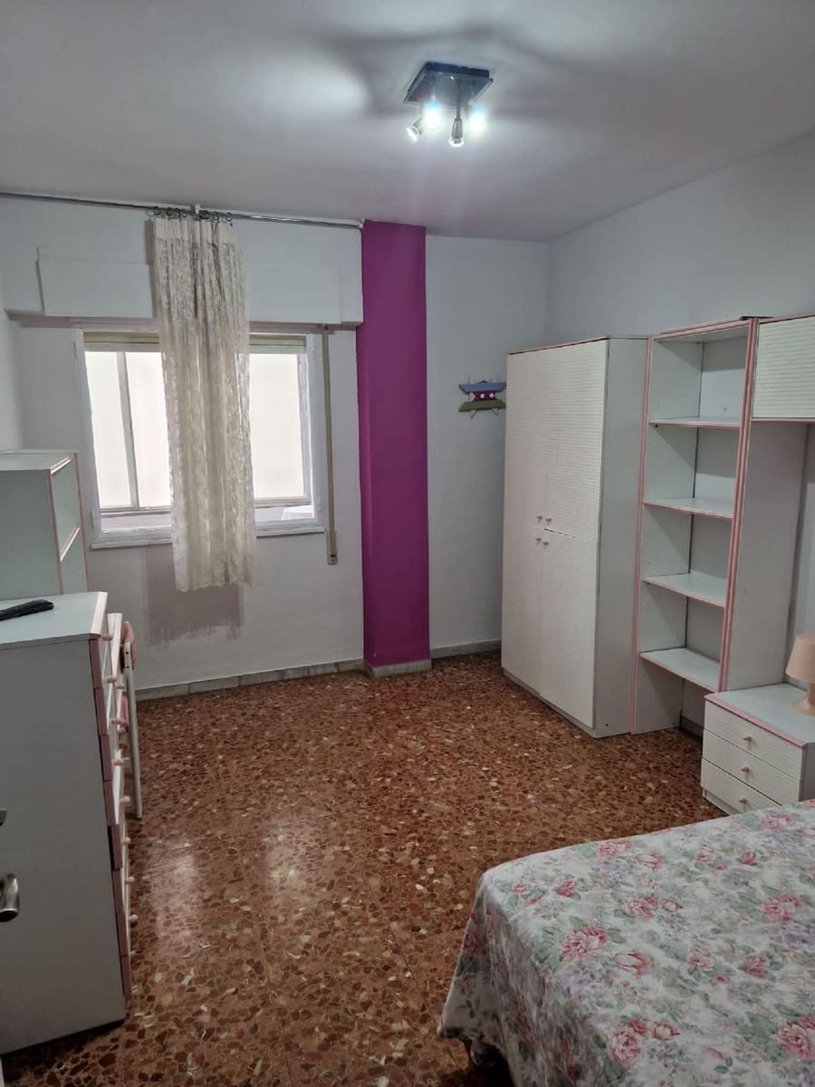 5 soveværelse Lejlighed til salg i Palencia by - € 299.000 (Ref: 9115759)