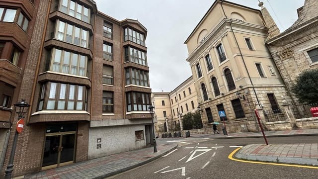 3 soveværelse Lejlighed til salg i Palencia by - € 250.000 (Ref: 9115761)