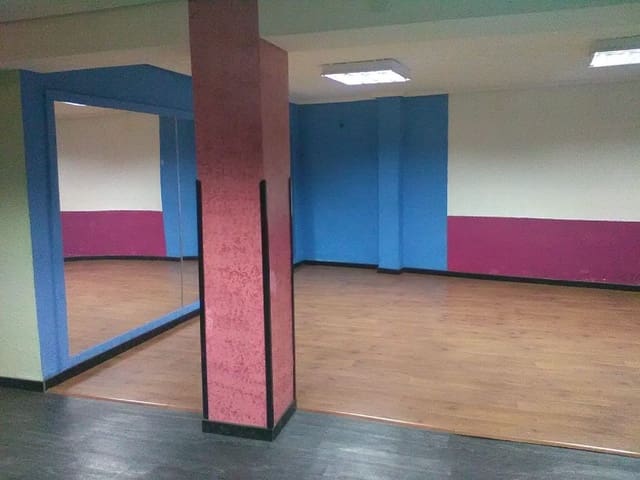 Kaupallinen myytävänä paikassa Palencia kaupunki - 230 000 € (Ref: 9115762)