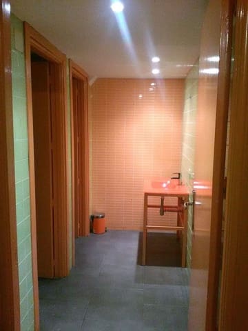 Kaupallinen myytävänä paikassa Palencia kaupunki - 230 000 € (Ref: 9115762)