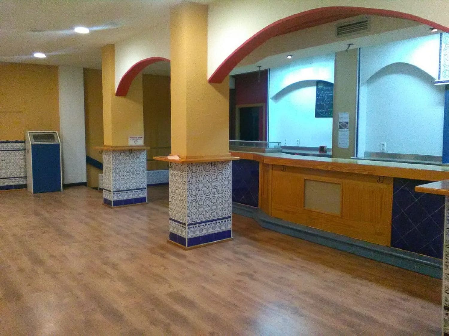 Kaupallinen myytävänä paikassa Palencia kaupunki - 230 000 € (Ref: 9115762)