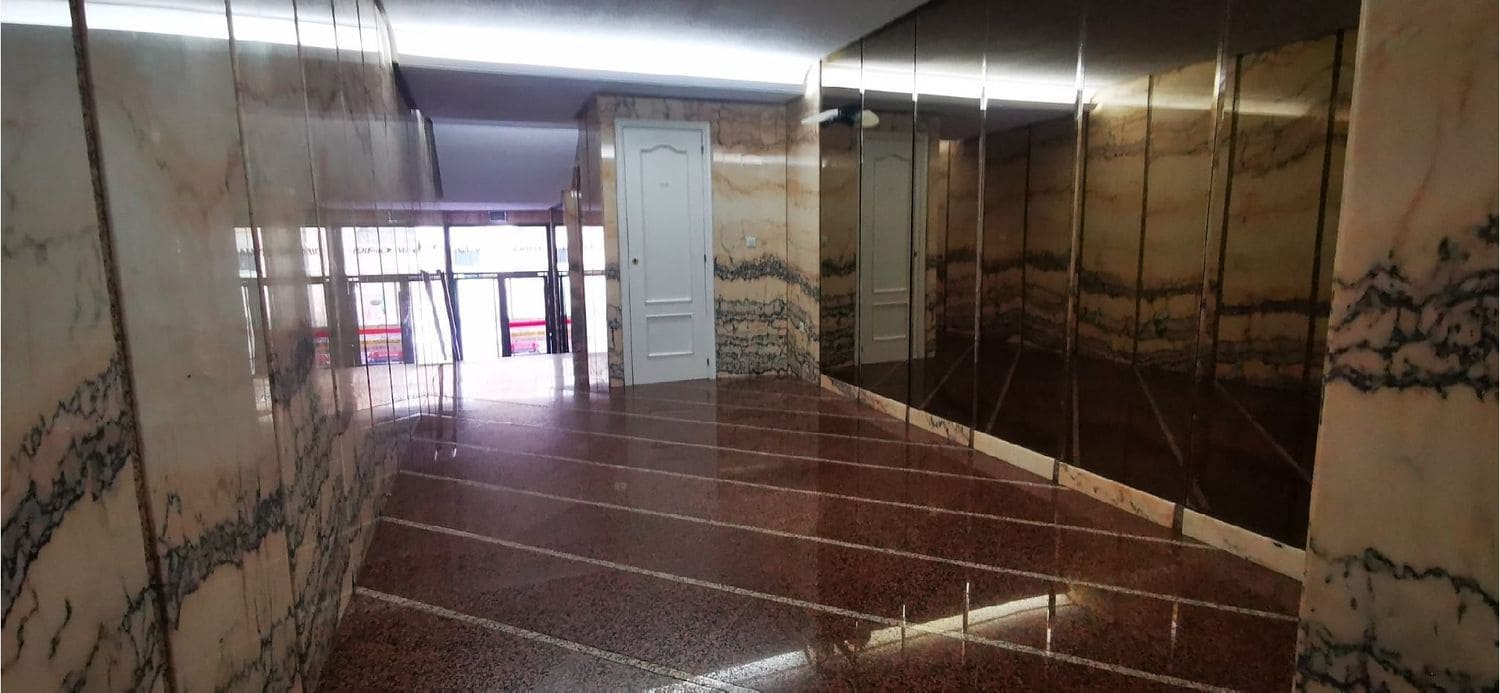 3 bedroom Apartment for sale in Palencia city with garage - € 290,000 (Ref: 9115763)