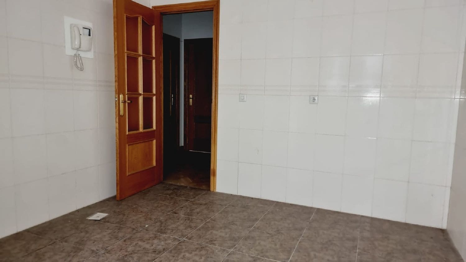 3 bedroom Apartment for sale in Palencia city with garage - € 290,000 (Ref: 9115763)