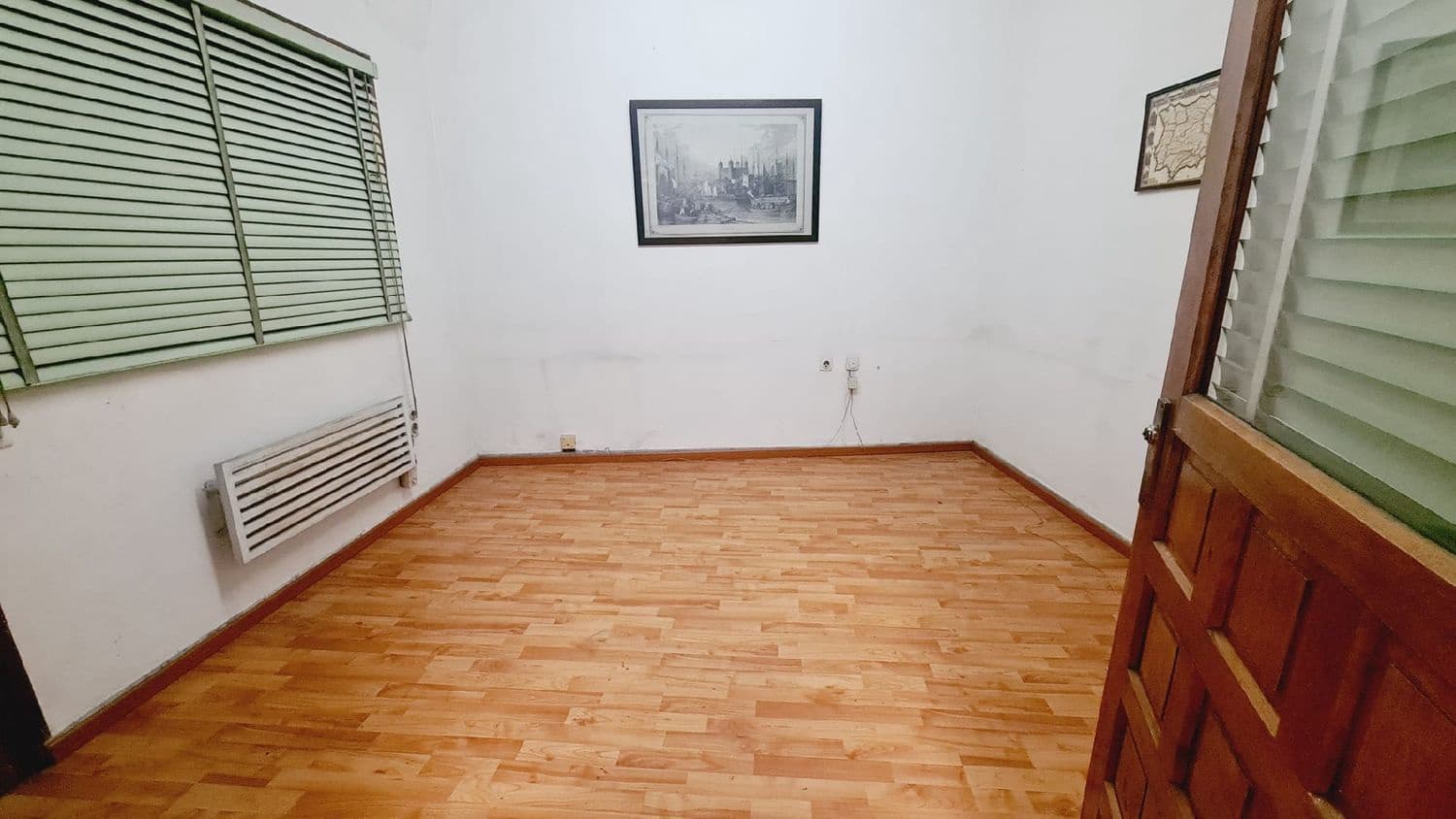 Virksomhed til leje i Palencia by - € 700 (Ref: 9115766)