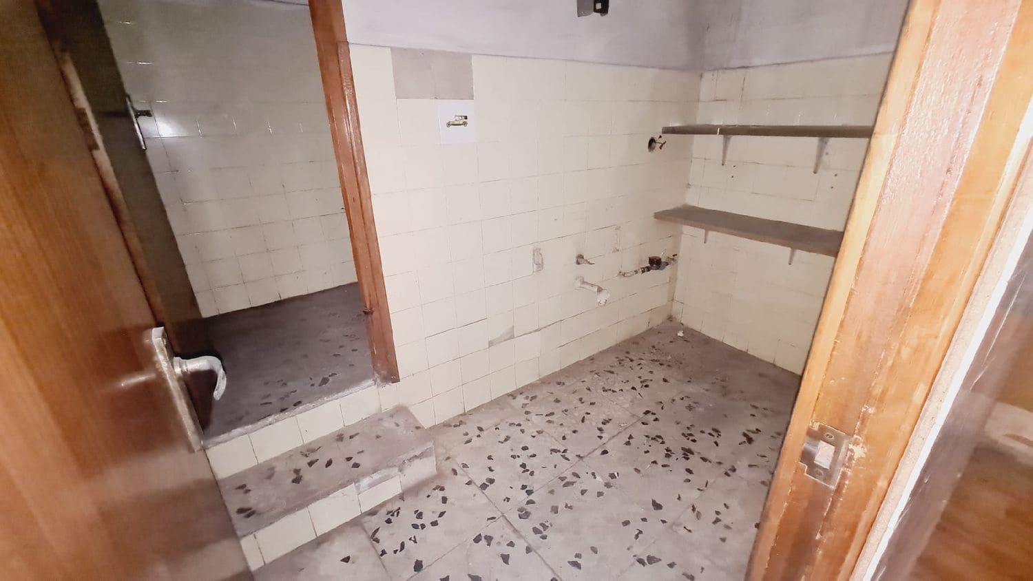 Commercial for rent in Palencia city - € 500 (Ref: 9115766)