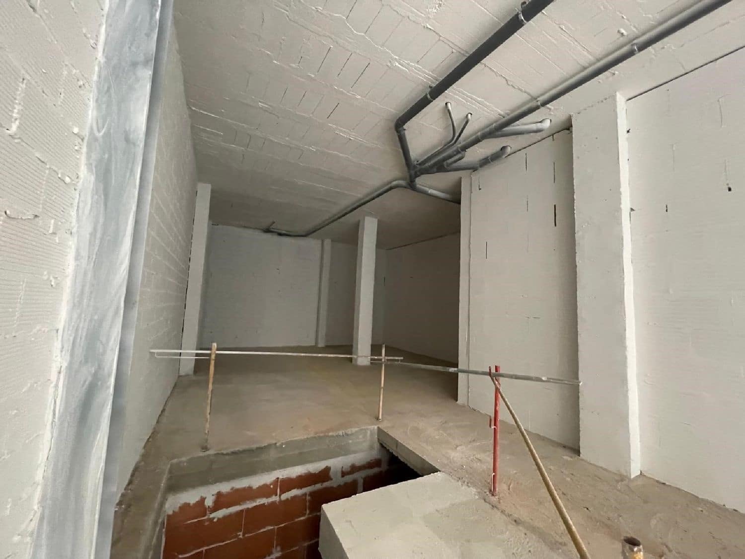 Kaupallinen vuokrattavana paikassa Palencia kaupunki - 950 € (Ref: 9115768)