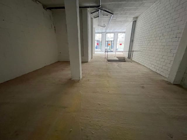 Commercial for rent in Palencia city - € 950 (Ref: 9115768)