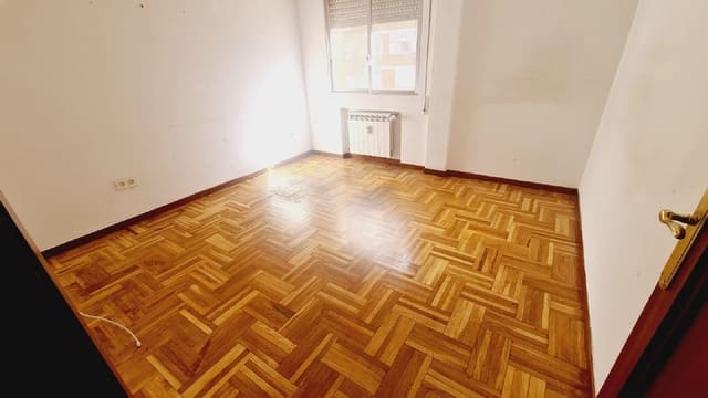 4 soverom Leilighet til salgs i Palencia by - € 180 000 (Ref: 9115773)