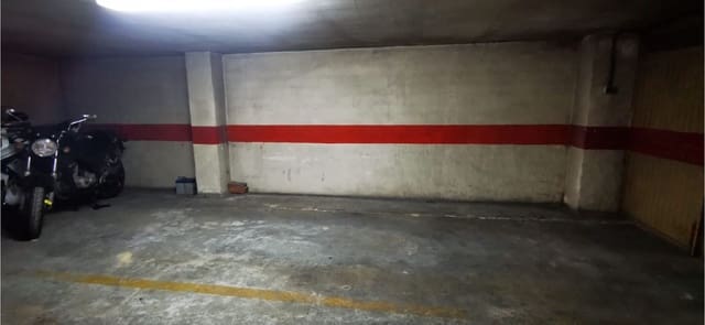 Garaż na sprzedaż w Miasto Palencia - 25 000 € (Ref: 9115776)