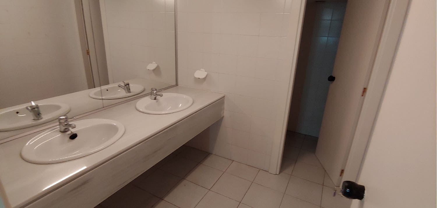 Kaupallinen vuokrattavana paikassa Palencia kaupunki - 700 € (Ref: 9115779)