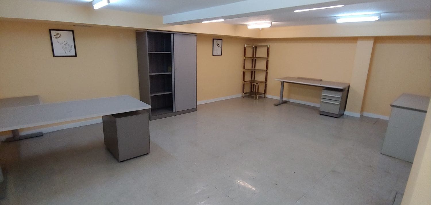 Kaupallinen vuokrattavana paikassa Palencia kaupunki - 700 € (Ref: 9115779)