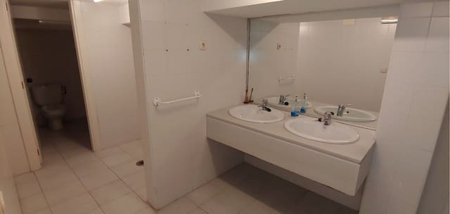 Erhverv til leje i Palencia by - € 700 (Ref: 9115779)