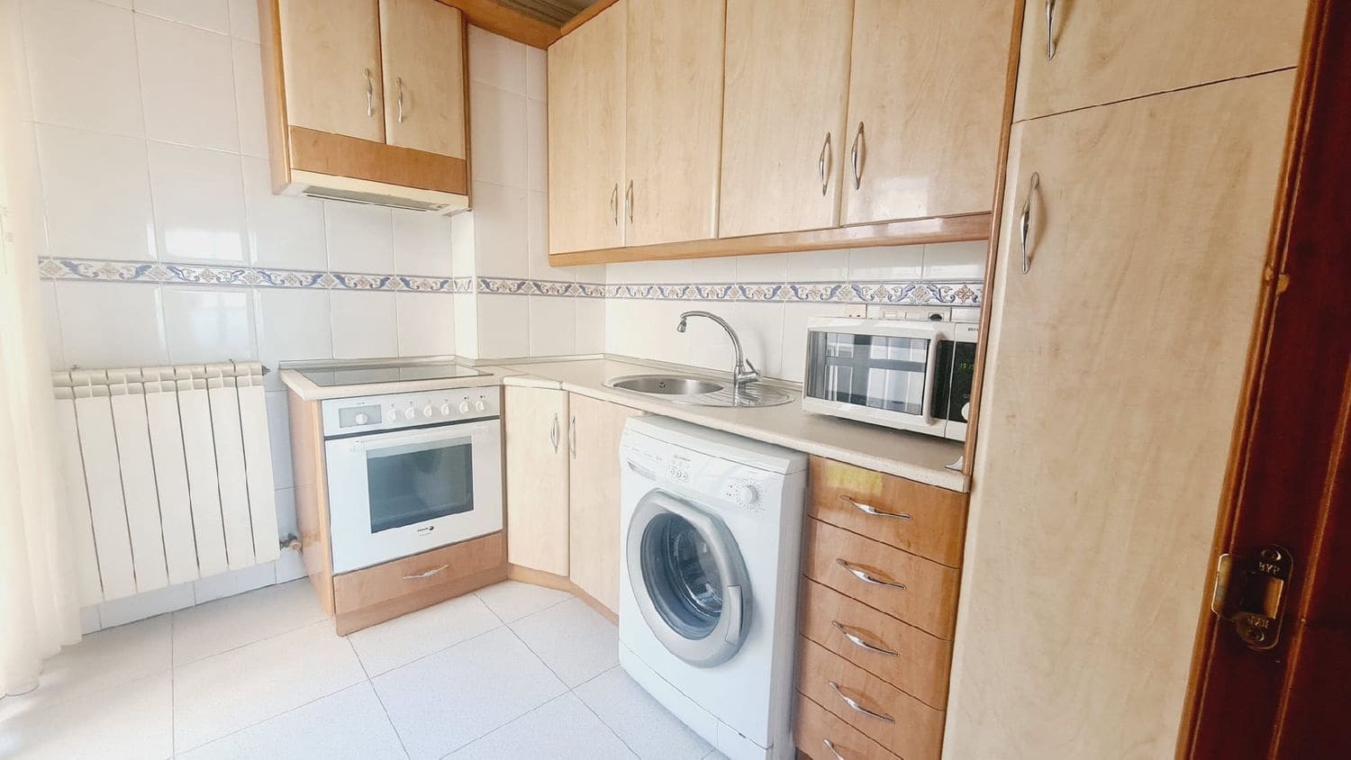 Penthouse na sprzedaż w Miasto Palencia - 133 000 € (Ref: 9115782)