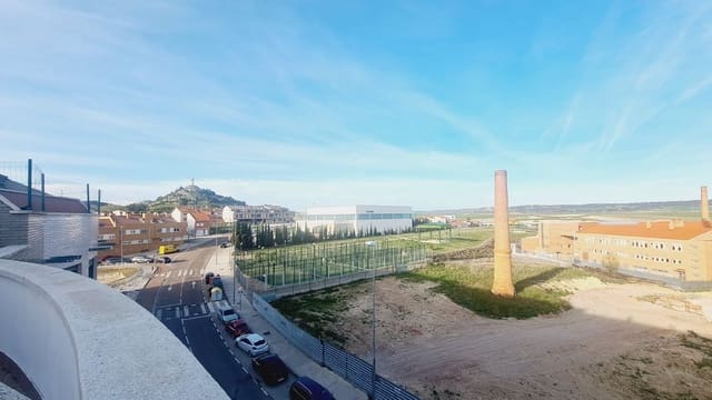 Penthouse til salg i Palencia by - € 133.000 (Ref: 9115782)