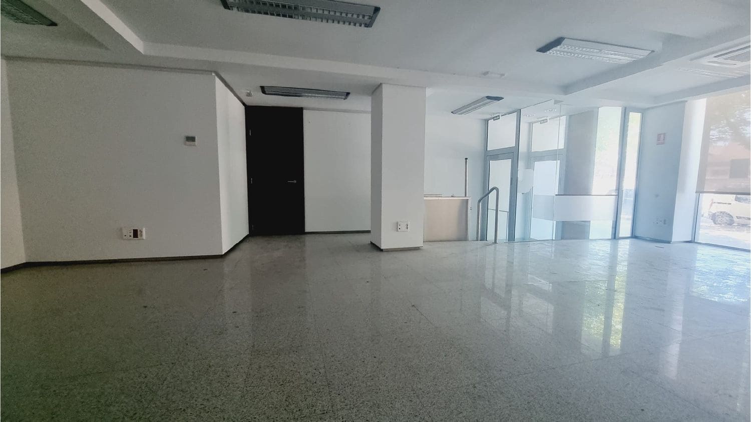 Commercieel te koop in Palencia stad - € 398.500 (Ref: 9115793)