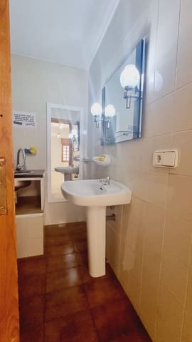 Erhverv til leje i Palencia by - € 525 (Ref: 9115794)