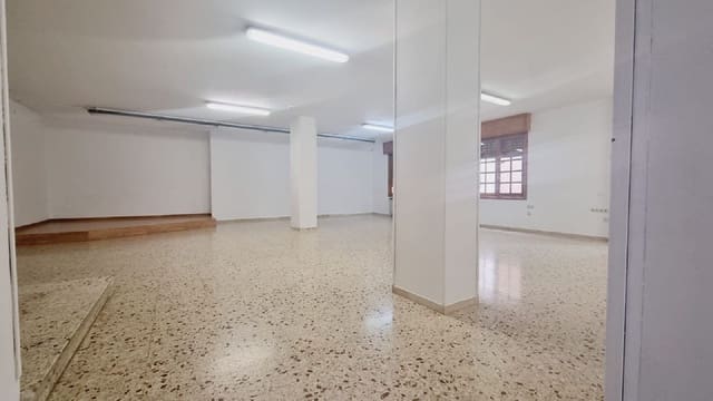 Erhverv til leje i Palencia by - € 525 (Ref: 9115794)