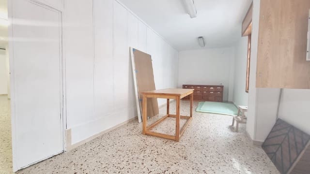 Erhverv til leje i Palencia by - € 525 (Ref: 9115794)