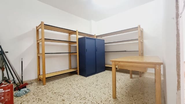 Erhverv til leje i Palencia by - € 525 (Ref: 9115794)