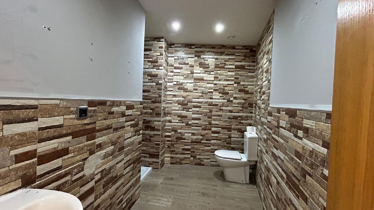 Gewerbe zu vermieten in Palencia Stadt - 1.250 € (Ref: 9115796)