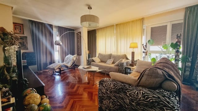 Lejlighed til salg i Palencia by - € 280.000 (Ref: 9115797)