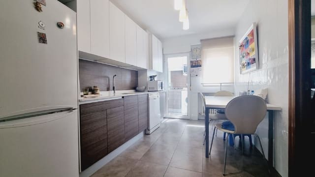 Lejlighed til salg i Palencia by - € 280.000 (Ref: 9115797)