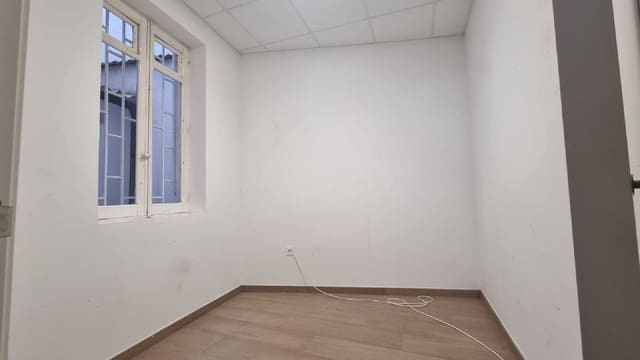 Virksomhed til leje i Palencia by - € 800 (Ref: 9115802)