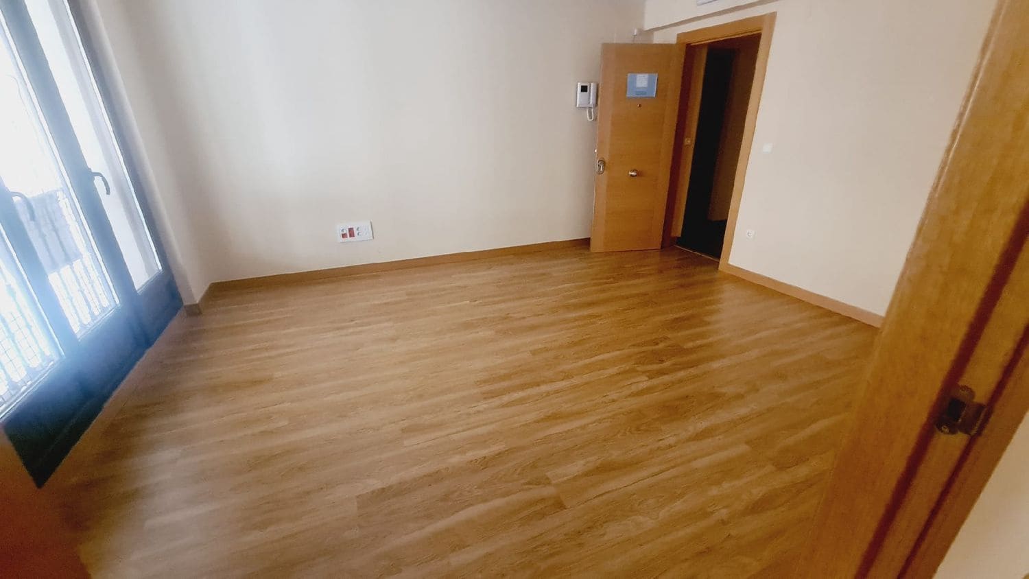 Biuro do wynajęcia w Miasto Palencia - 320 € (Ref: 9115803)