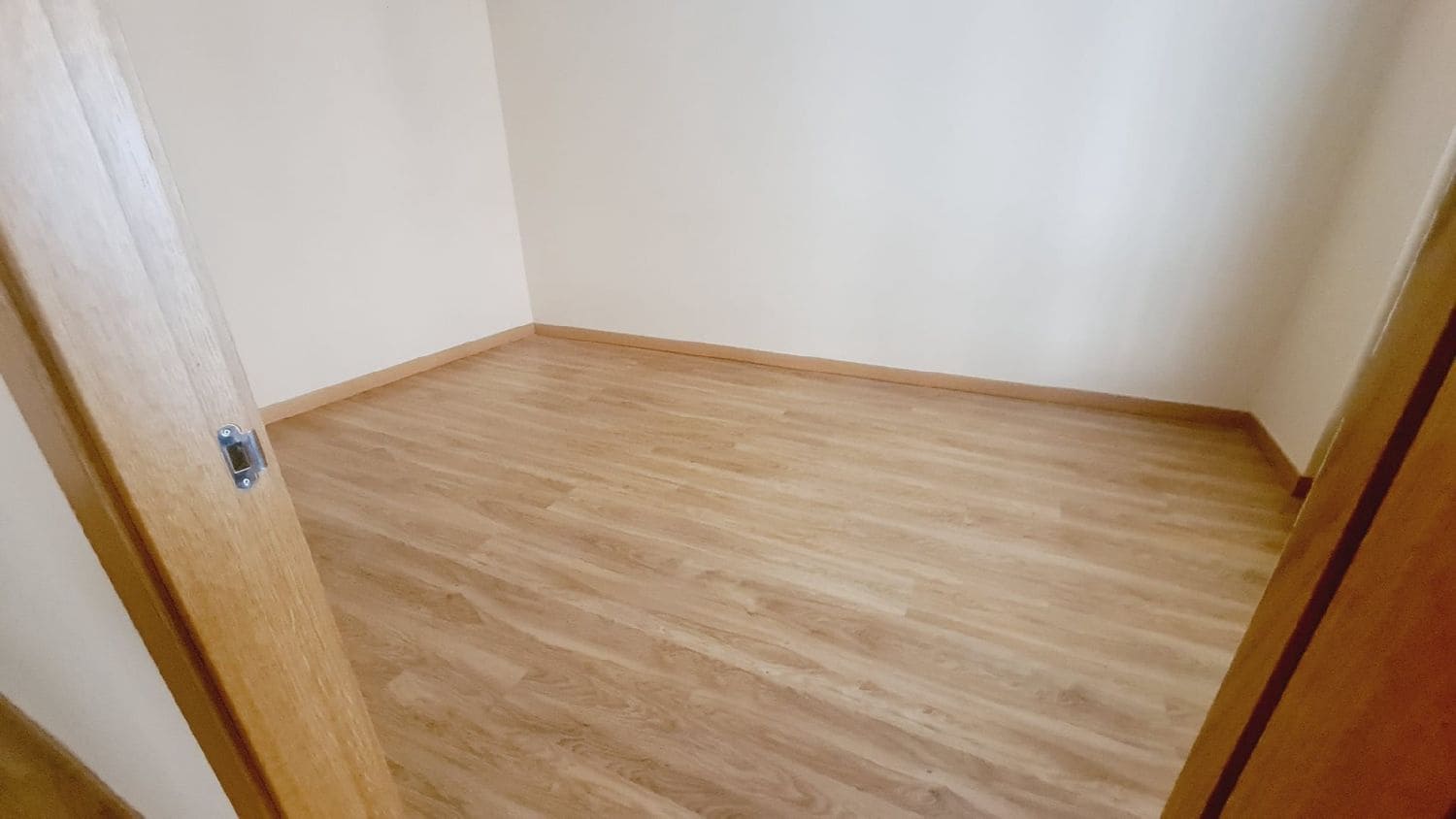 Biuro do wynajęcia w Miasto Palencia - 320 € (Ref: 9115803)