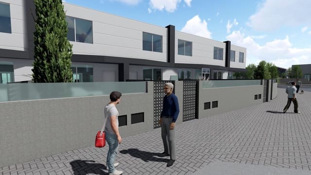 4 bedroom Townhouse for sale in Palencia city with garage - € 214,150 (Ref: 9115805)