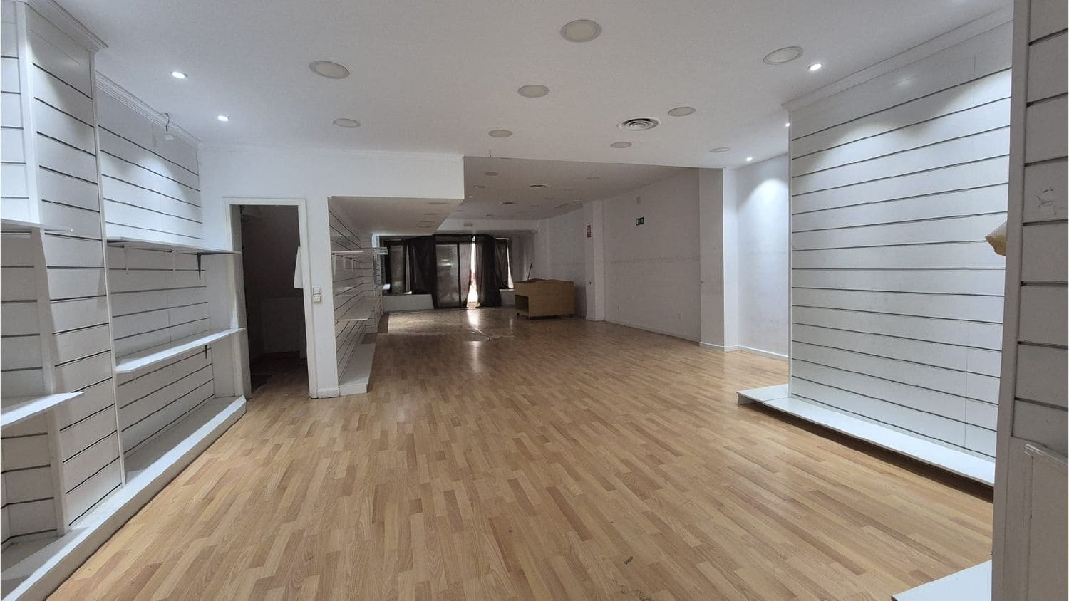 Erhverv til salg i Palencia by - € 350.000 (Ref: 9115811)