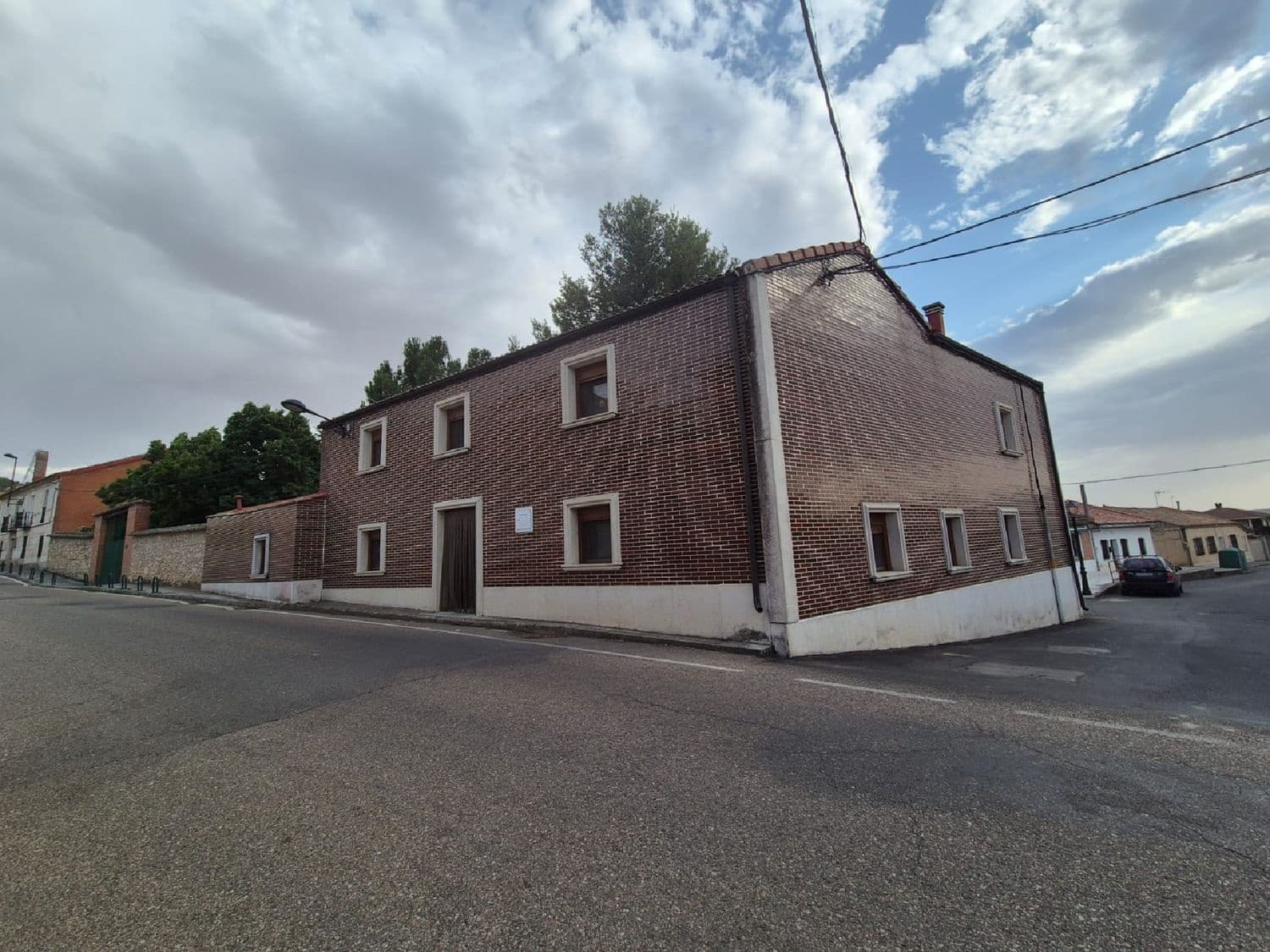 Townhouse for sale in Tariego de Cerrato - € 169,000 (Ref: 9115825)