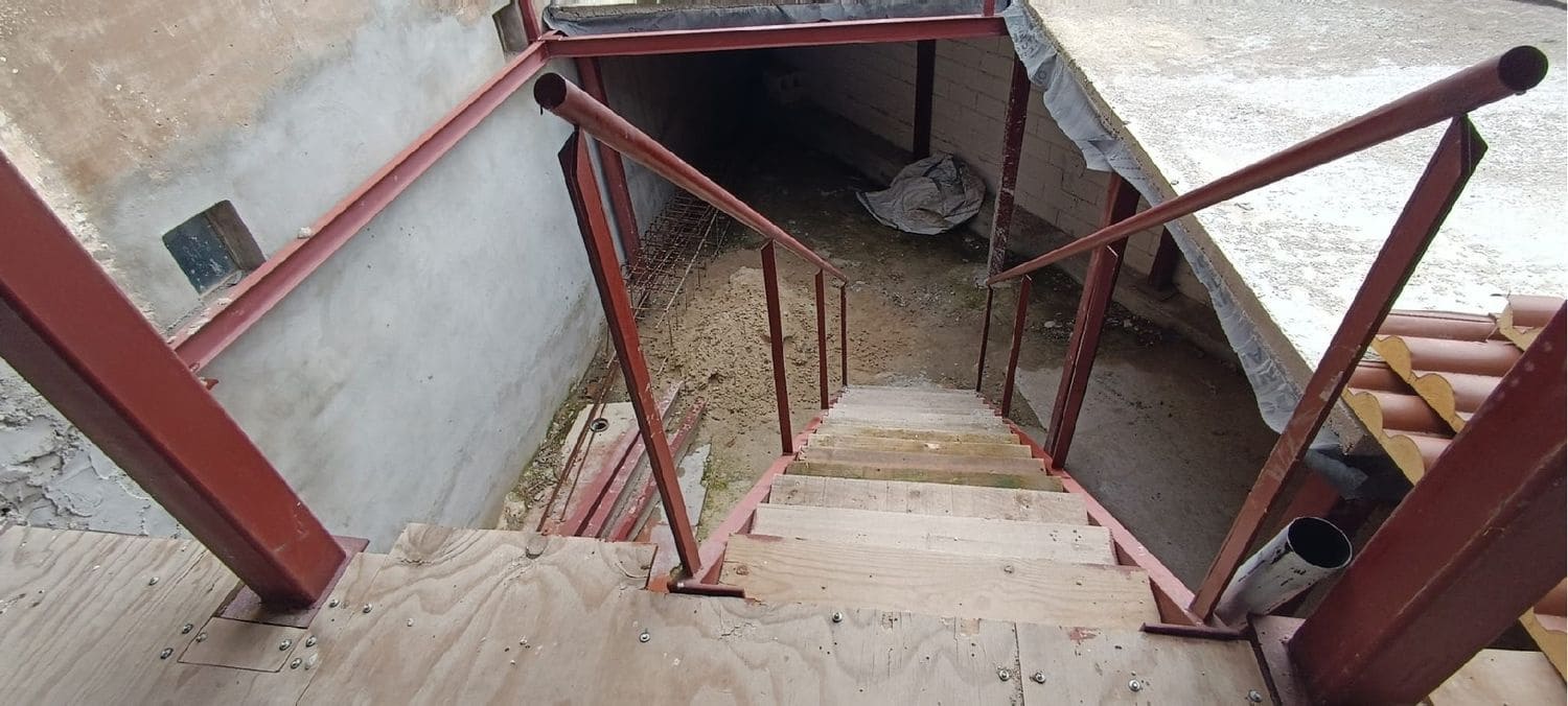 Townhouse for sale in Palencia city - € 80,000 (Ref: 9115826)