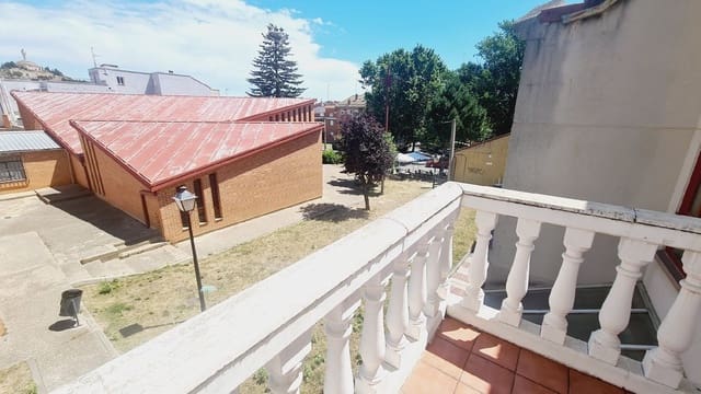 3 soverom Villa til salgs i Palencia by - € 195 000 (Ref: 9115829)
