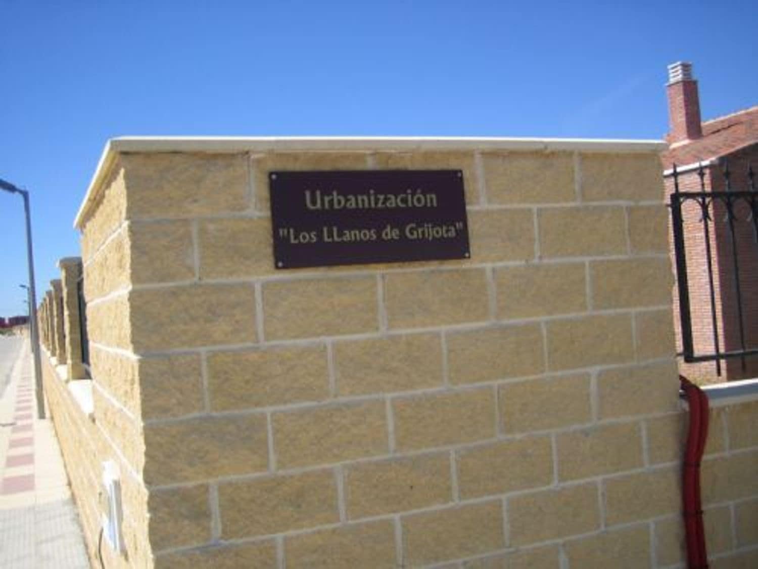 Teren niezagospodarowany na sprzedaż w Miasto Palencia - 37 000 € (Ref: 9254614)