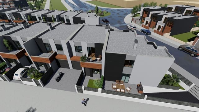 4 bedroom Townhouse for sale in Palencia city with garage - € 284,000 (Ref: 9371272)