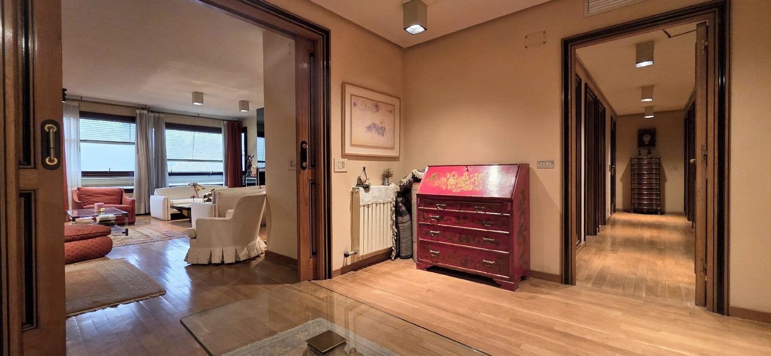 4 sypialnia Apartament na sprzedaż w Miasto Palencia z garażem - 449 000 € (Ref: 9844774)
