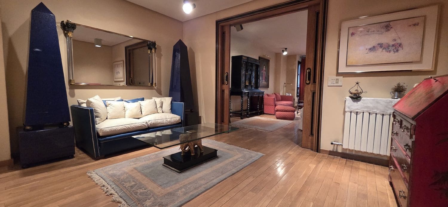4 sypialnia Apartament na sprzedaż w Miasto Palencia z garażem - 449 000 € (Ref: 9844774)