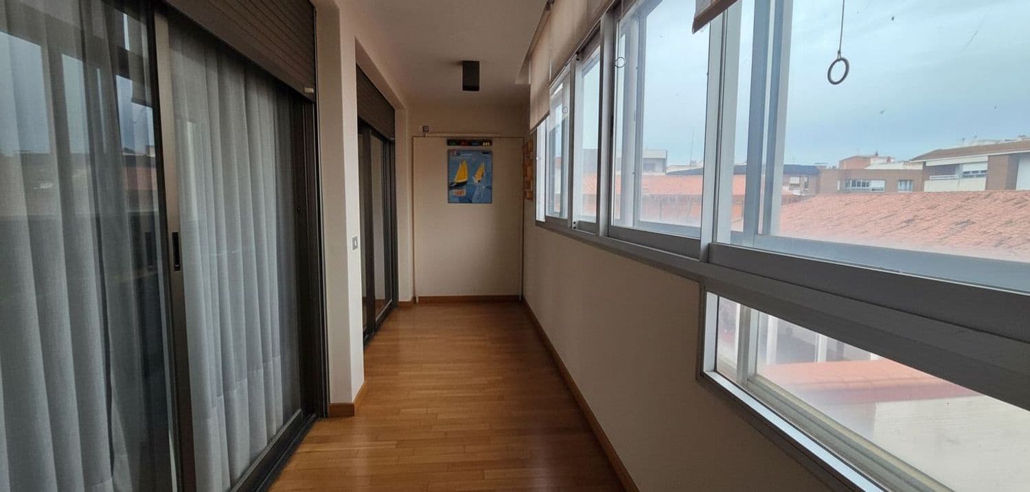 4 sypialnia Apartament na sprzedaż w Miasto Palencia z garażem - 449 000 € (Ref: 9844774)