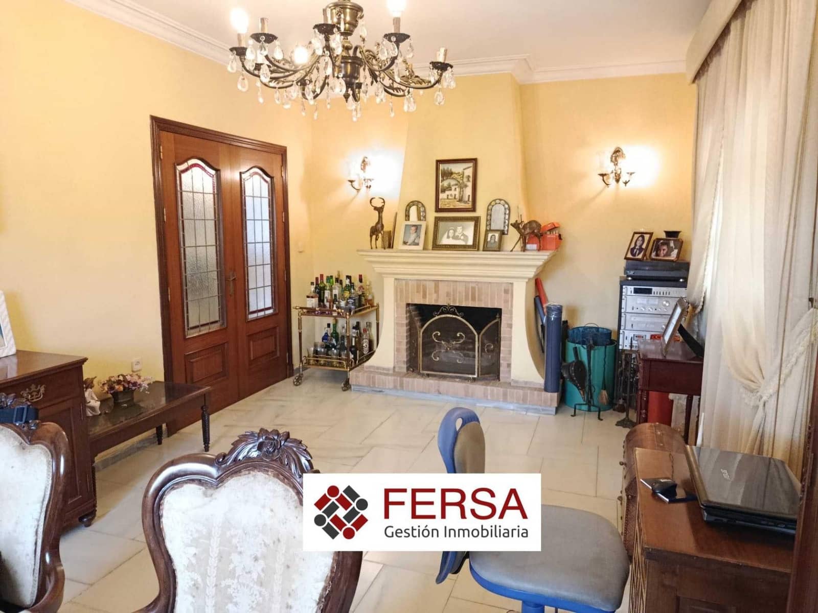 5 bedroom Villa for sale in El Puerto de Santa Maria with garage - € 785,000 (Ref: 9829462)