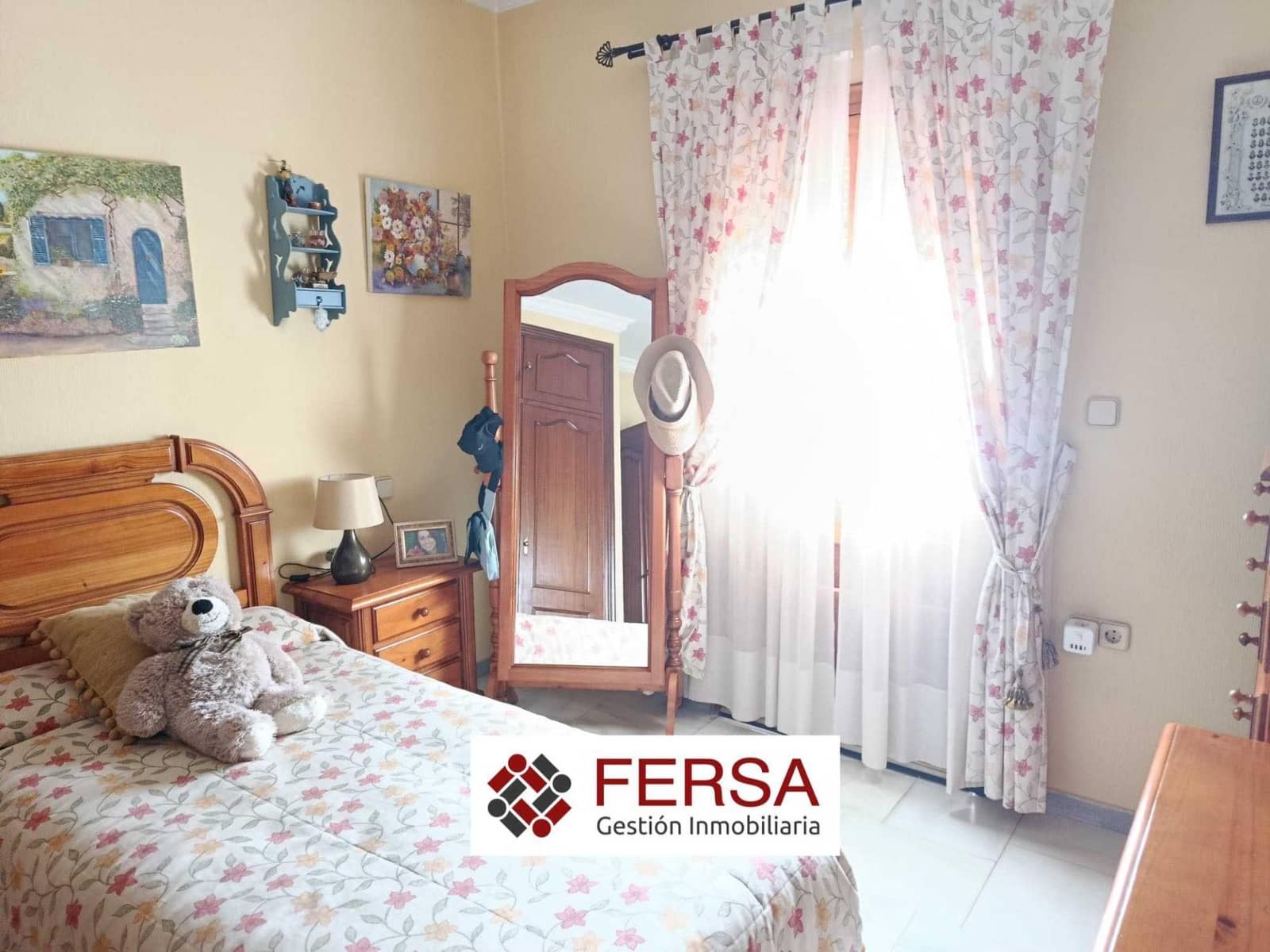 5 bedroom Villa for sale in El Puerto de Santa Maria with garage - € 785,000 (Ref: 9829462)