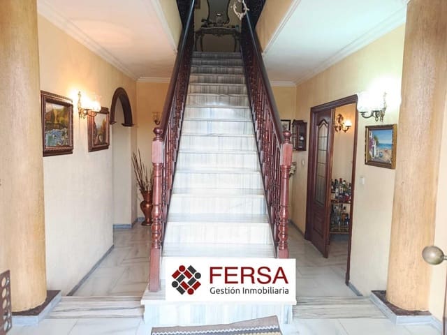 5 sovrum Villa till salu i El Puerto de Santa María med garage - 785 000 € (Ref: 9829462)