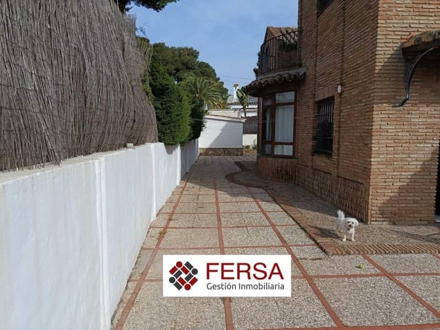 5 sovrum Villa till salu i El Puerto de Santa María med garage - 785 000 € (Ref: 9829462)