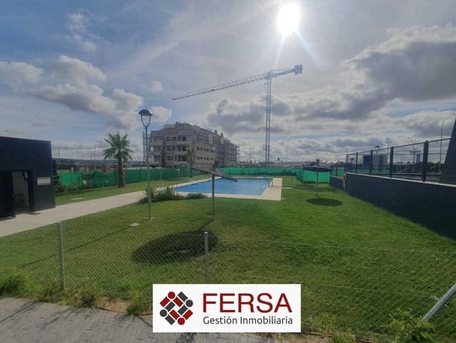 3 bedroom Flat for rent in El Puerto de Santa María with pool garage - € 1,300 (Ref: 9829463)